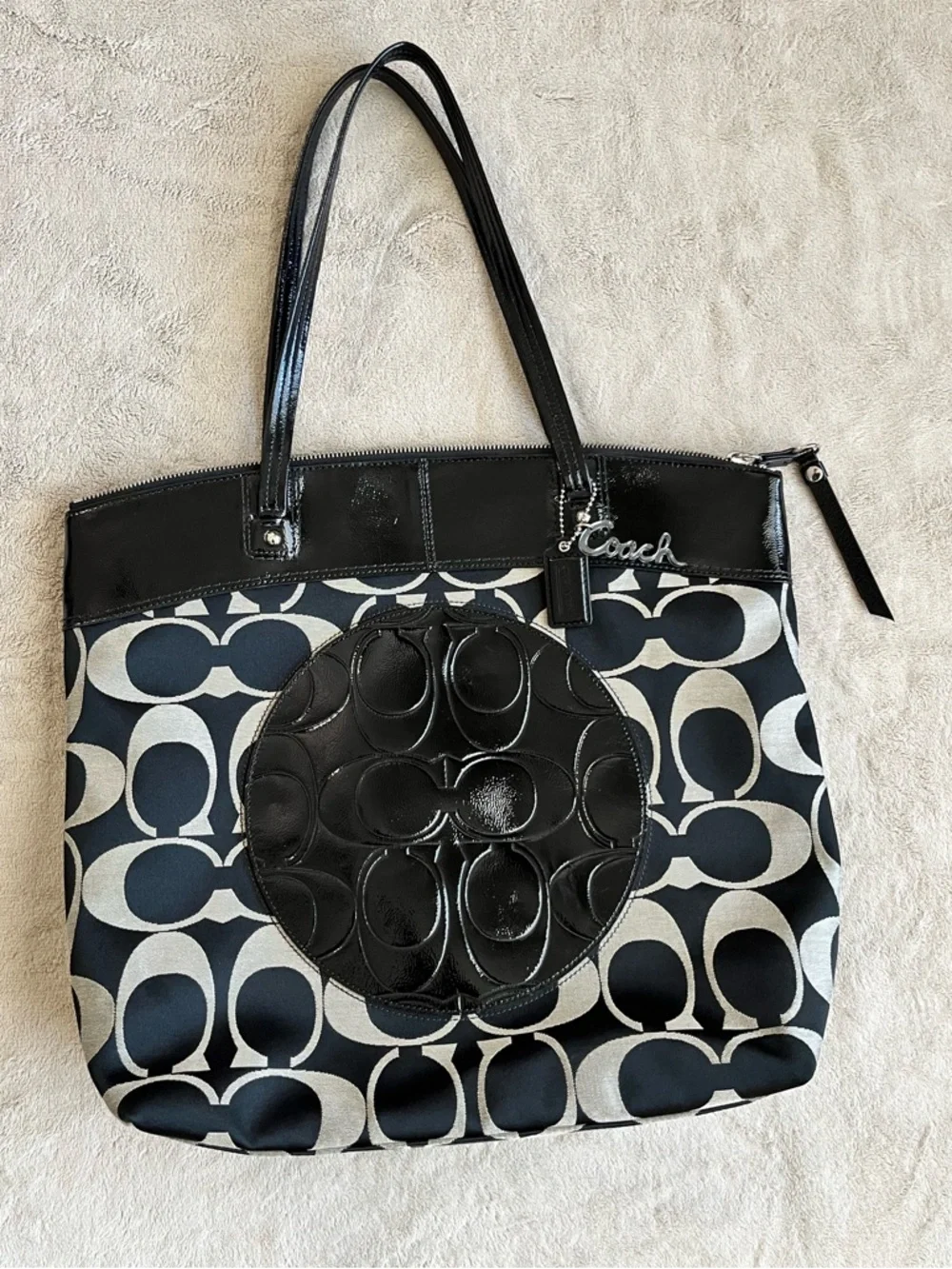 Coach Laura Signature C Vintage Tote Bag - Picture 2 of 10